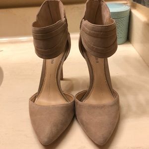 Gianni Bini Suede Heels